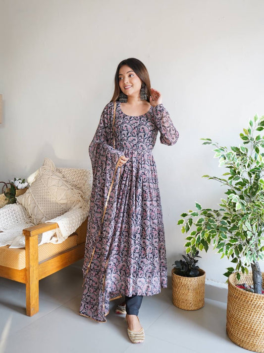 Alluring Kalamkari Anarkali Suit
