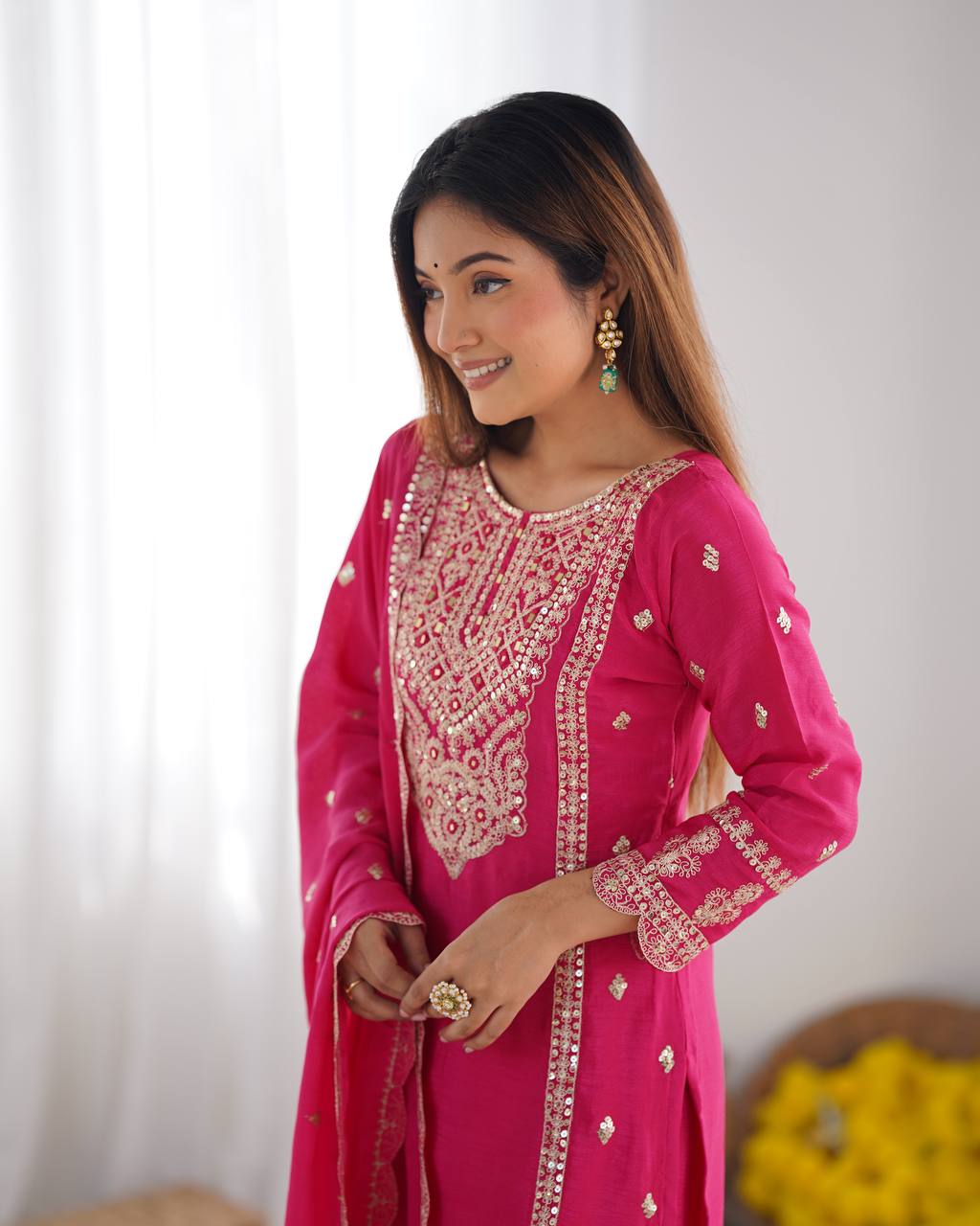 Exclusive Designer Suit – Elevate Your Ethnic Look