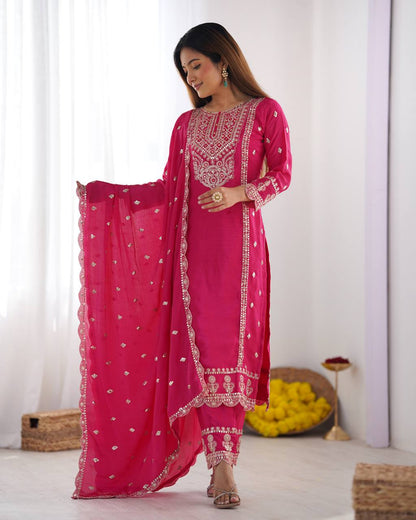 Exclusive Designer Suit – Elevate Your Ethnic Look