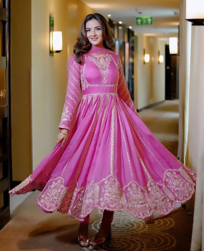 New Designer Party Wear Kurta Set